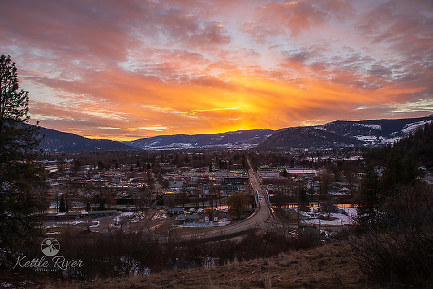 Sunset over Grand Forks valley
